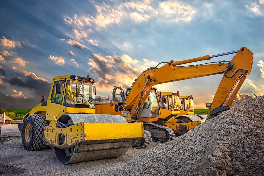 Ride-on roller and plant fleet on a compaction site